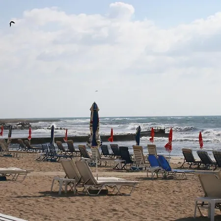 Sea Anemone Apartments Paphos